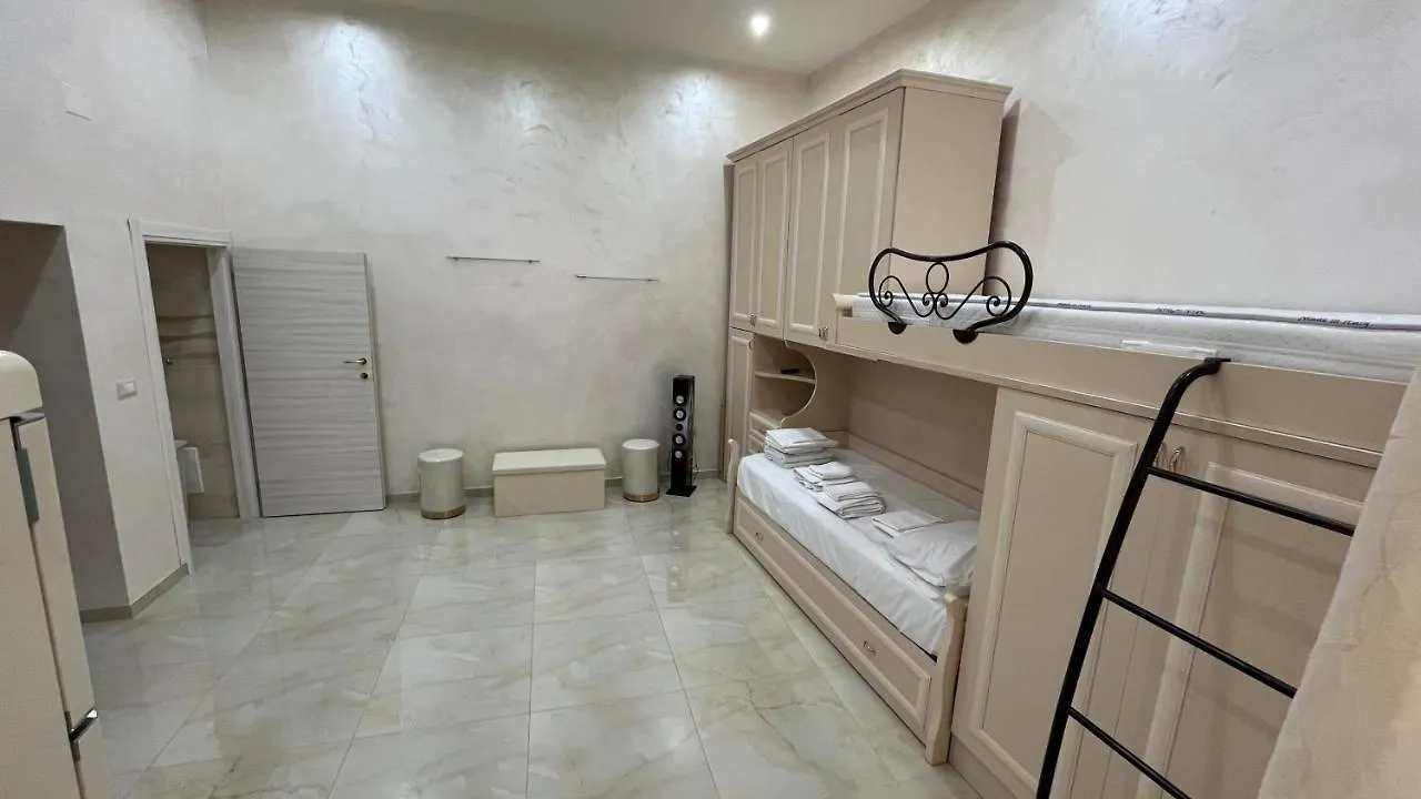 B&B Sasi Naples Bed & Breakfast